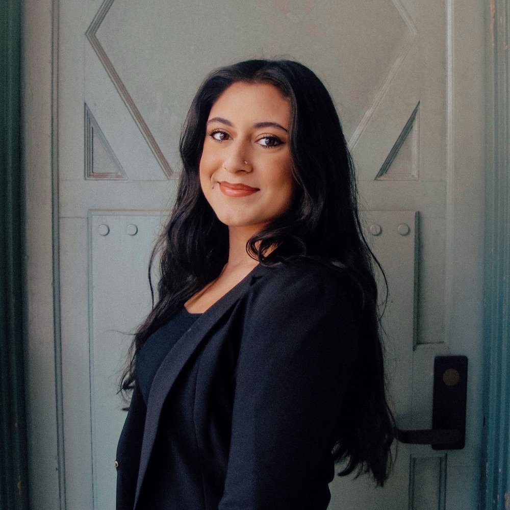 Meet your Posher, Veeda